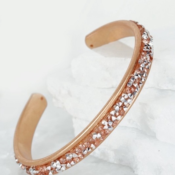 Glitter Stone Cuff - Picture 6 of 6